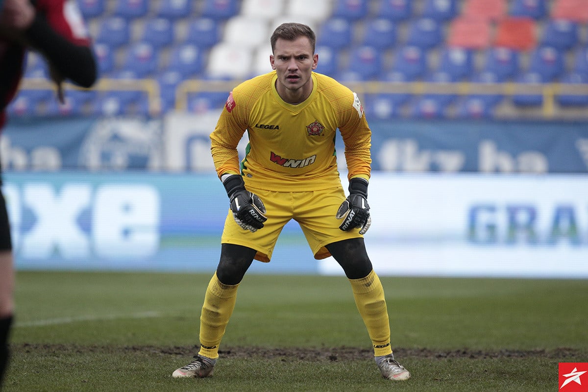 Dinamo, aproape să bifeze al doilea transfer al verii. Goalkeeper-ul se află în cantonamentul „câinilor” și se pregătește sub comanda lui Ovidiu Burcă