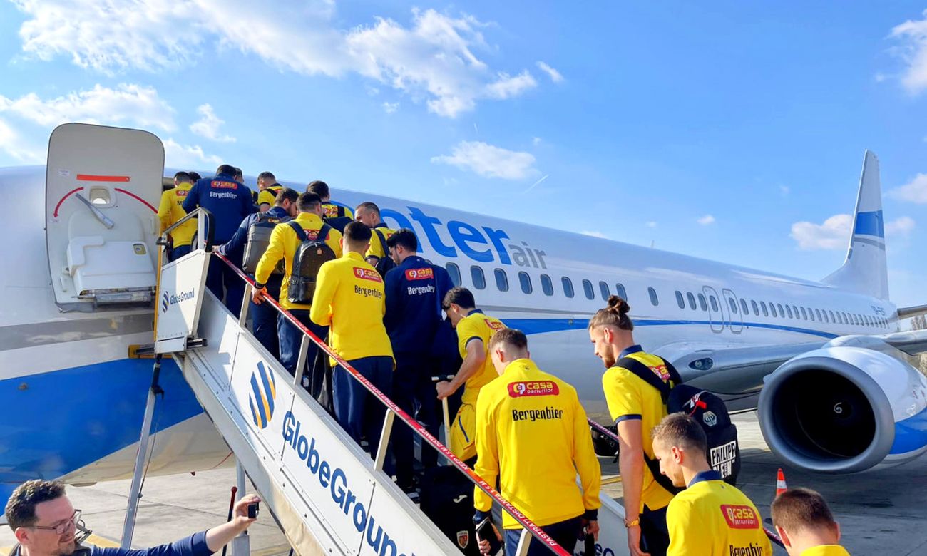 Avionul naționalei României s-a stricat în Kosovo! Ce au fost nevoiți să facă oficialii Federației și jucătorii pentru a ajunge în Elveția!