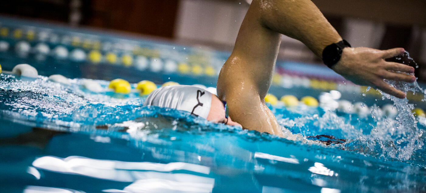 Sebastian Furtună face valuri de bine! Acțiune Swimathon pentru copiii cu autism are loc la bazinul Dinamo | GALERIE FOTO