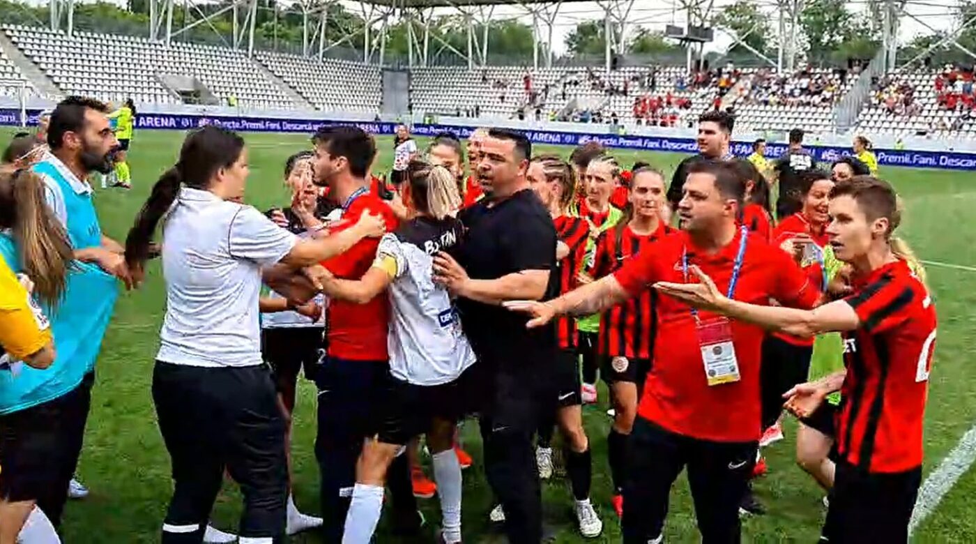Scandal fără precedent în fotbalul feminin! Acuzații incredibile după ce U Cluj a pierdut Cupa României în fața lui Carmen București: „Am fost amenințată de omul de la pază” | VIDEO