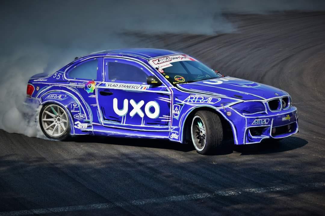 O nouă echipă de drift în campionatul național! Apariție surpriză: mașinile, pictate manual