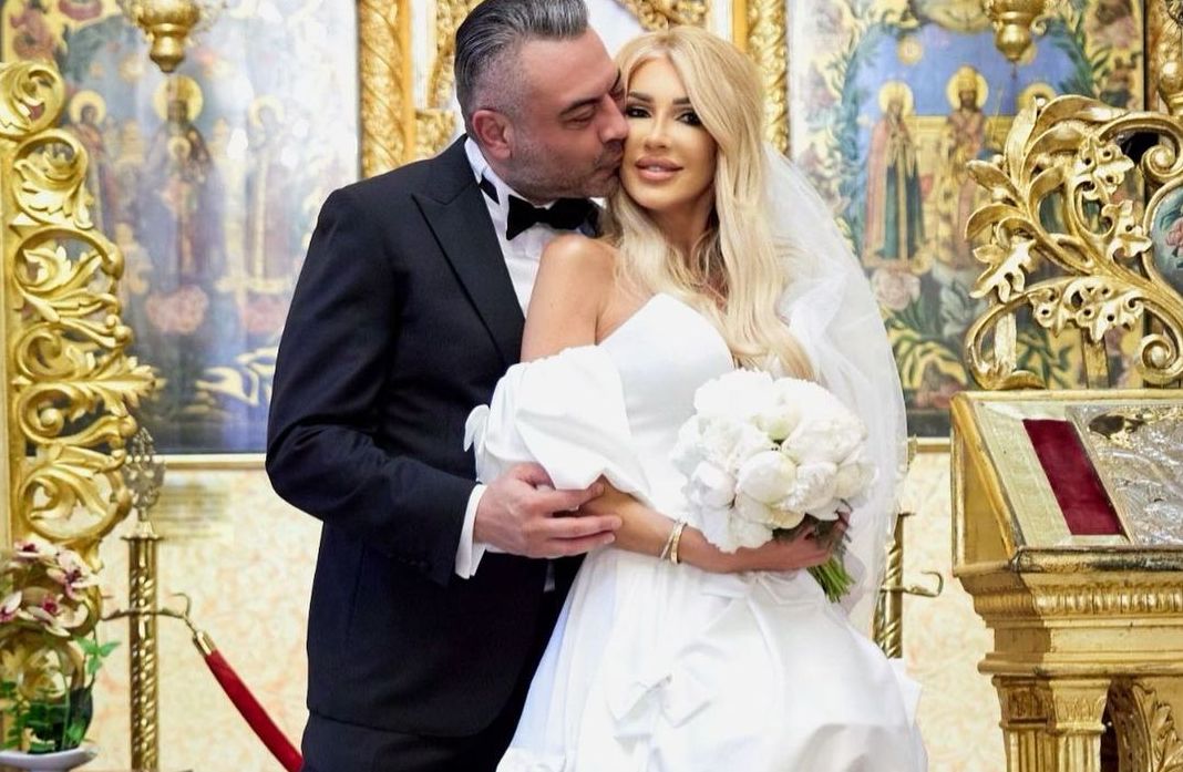 Bogdan Vasiliu s-a căsătorit religios cu aleasa inimii sale, Alina Petre! Ce superstiție a respectat președintele CS Rapid la nuntă: „Am făcut acest legământ pentru noi”