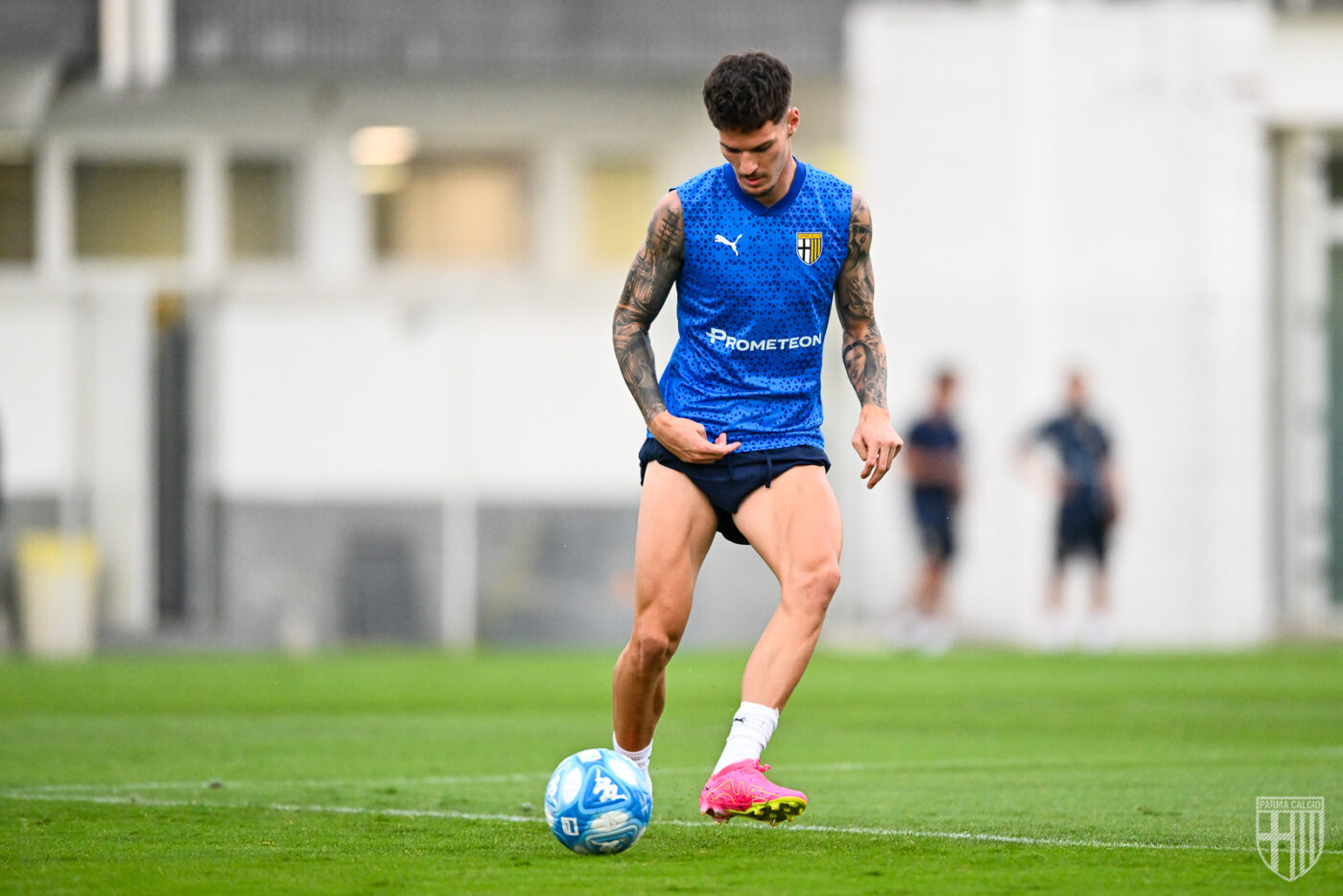 Crește prețul lui Dennis Man. Parma l-a luat în pregătire și așteaptă oferta