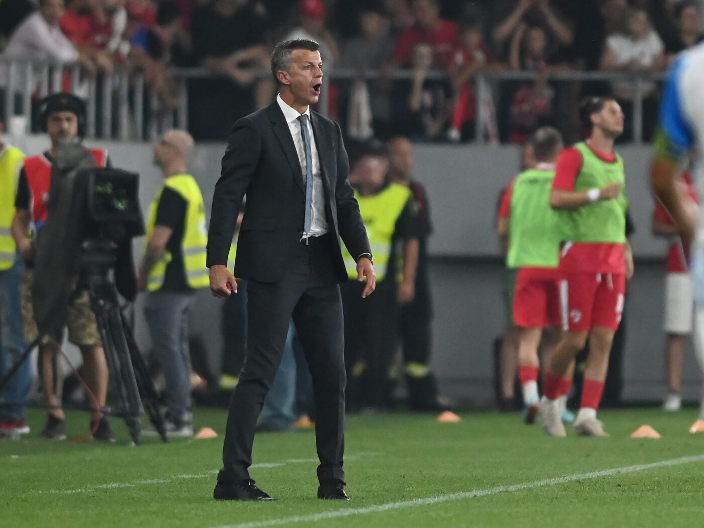 Dinamo a luat decizia, după ce varianta Ghencea a picat și Gigi Becali a spus că vrea să amâne derby-ul! Ovidiu Burcă este cel care a hotărât