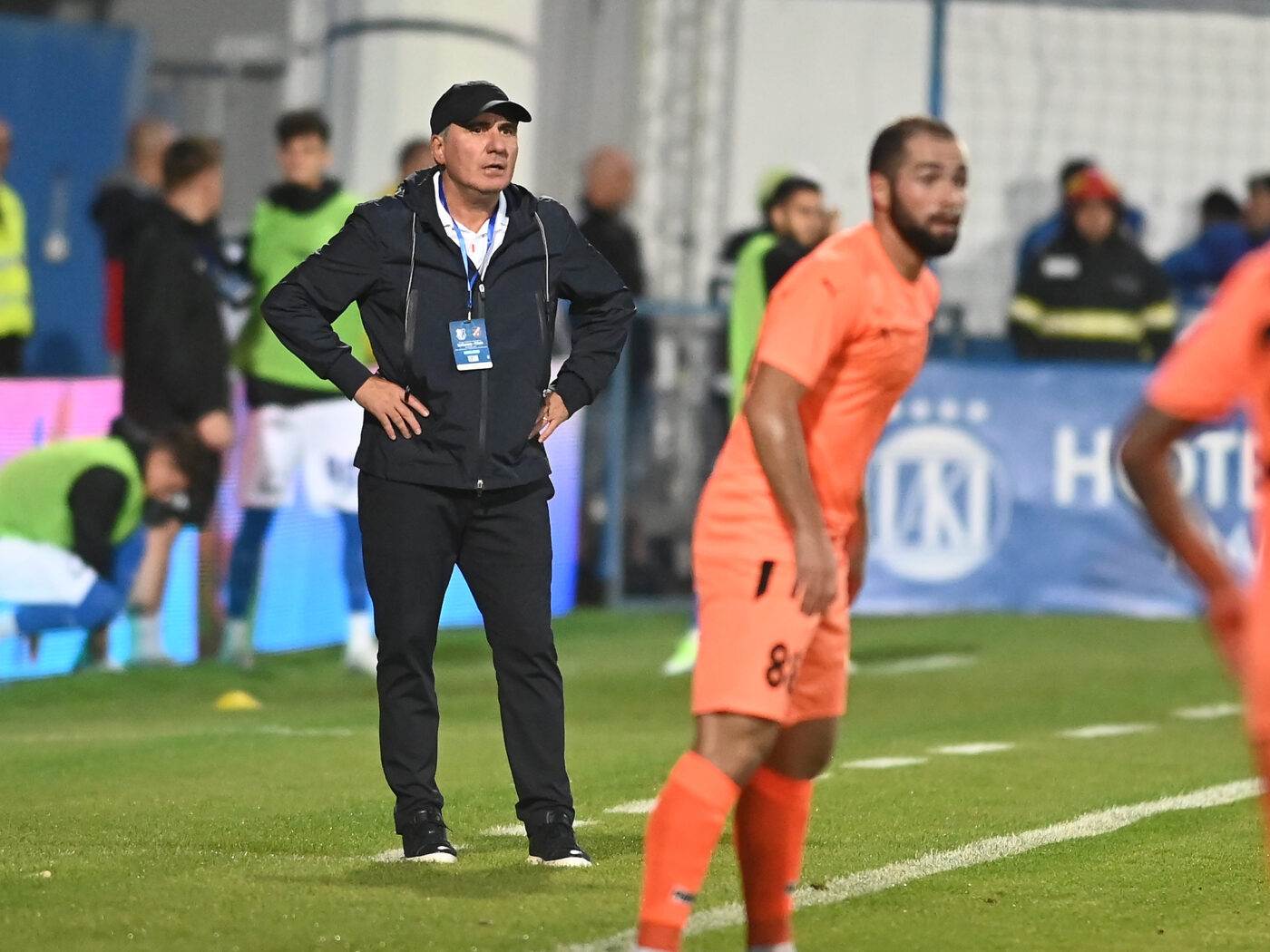 Gică Hagi și-a pus cenușă în cap, după Farul – Urartu 3-2! „Regele” a recunoscut greșeala decisivă pe care a făcut-o: „E vina mea, eu i-am zis. Trebuia să tac din gură!”