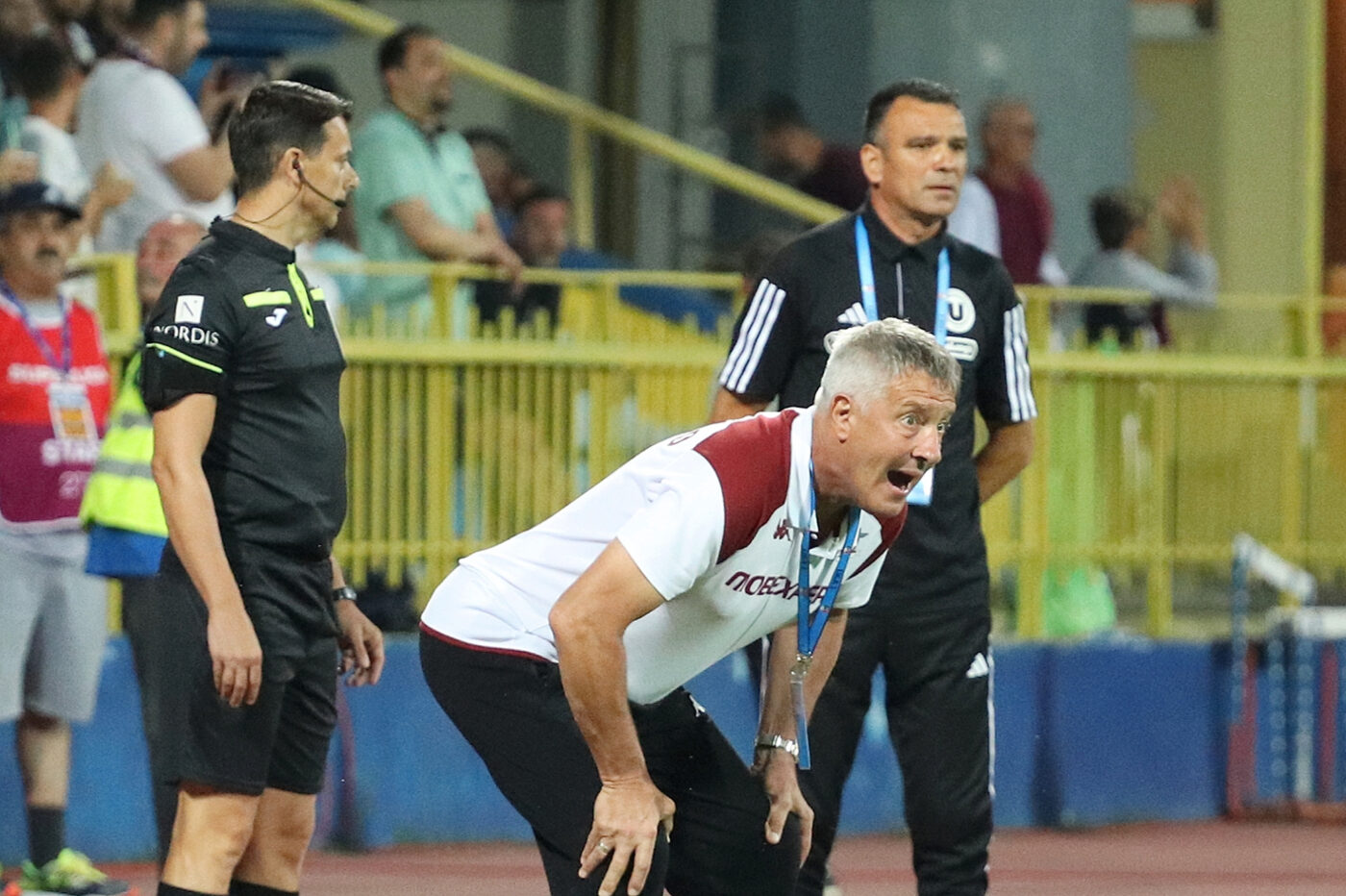 Nimeni n-a mai înțeles nimic! Momente de confuzie la U Cluj – Rapid: a picat transmisiunea TV în mijlocul unei faze critice!