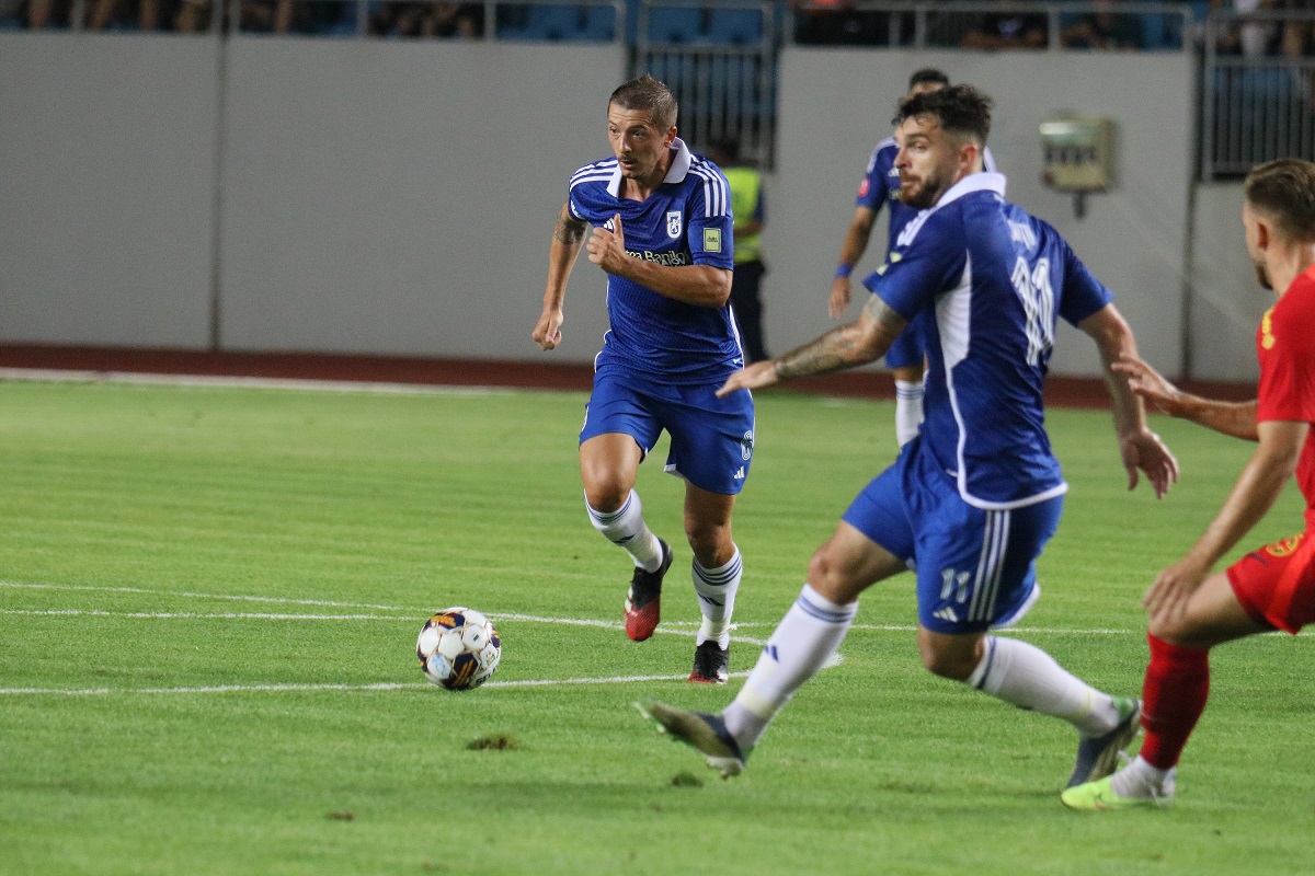 „Echipă antrenată de preparator fizic”. Fanii lui FC U Craiova s-au dezlănțuit pe internet după jocul dezastruos din meciul cu FCSB