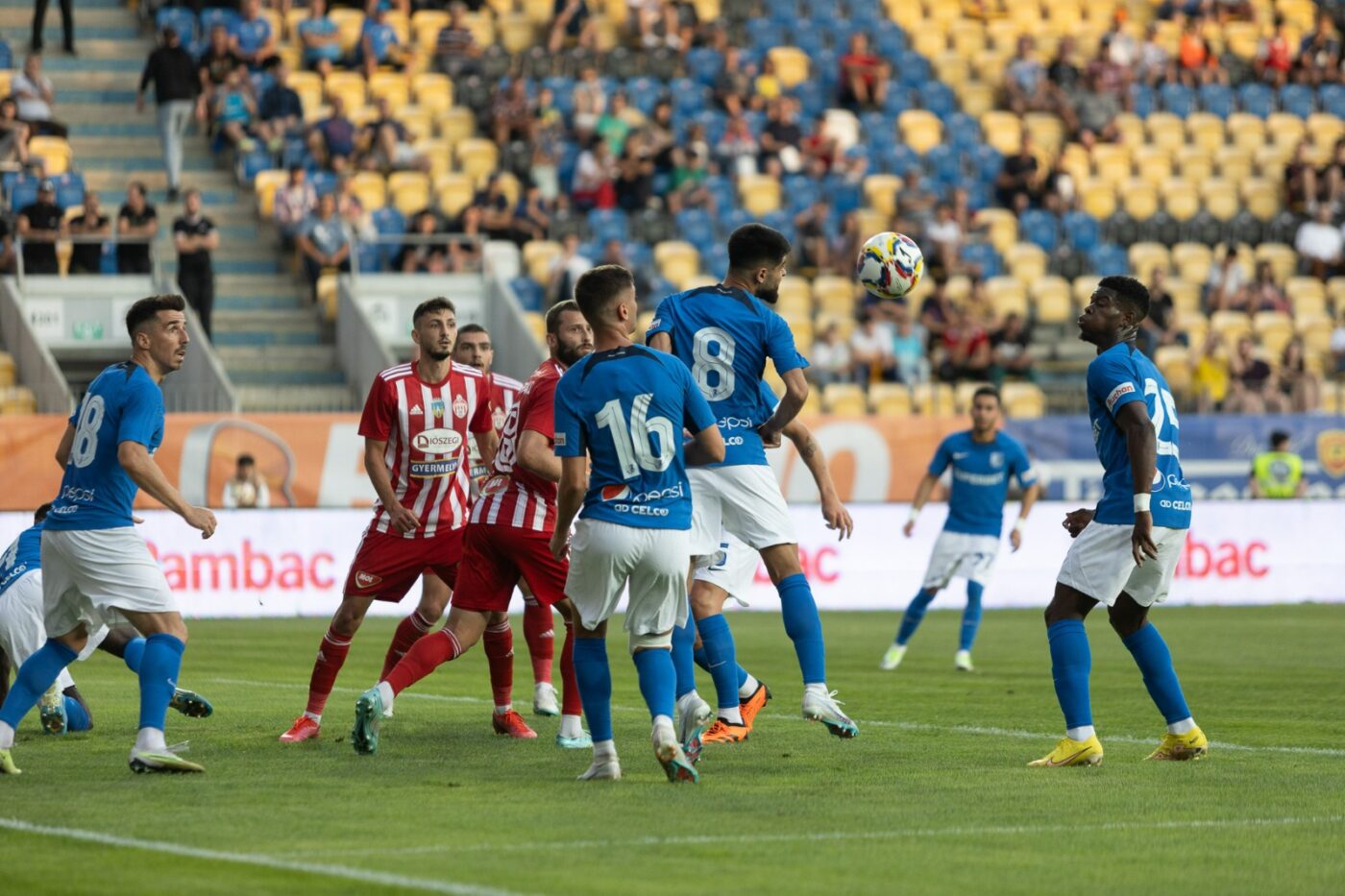 Farul – Sepsi 0-1, Live Video Online. Alibec, aproape de gol în Supercupa României