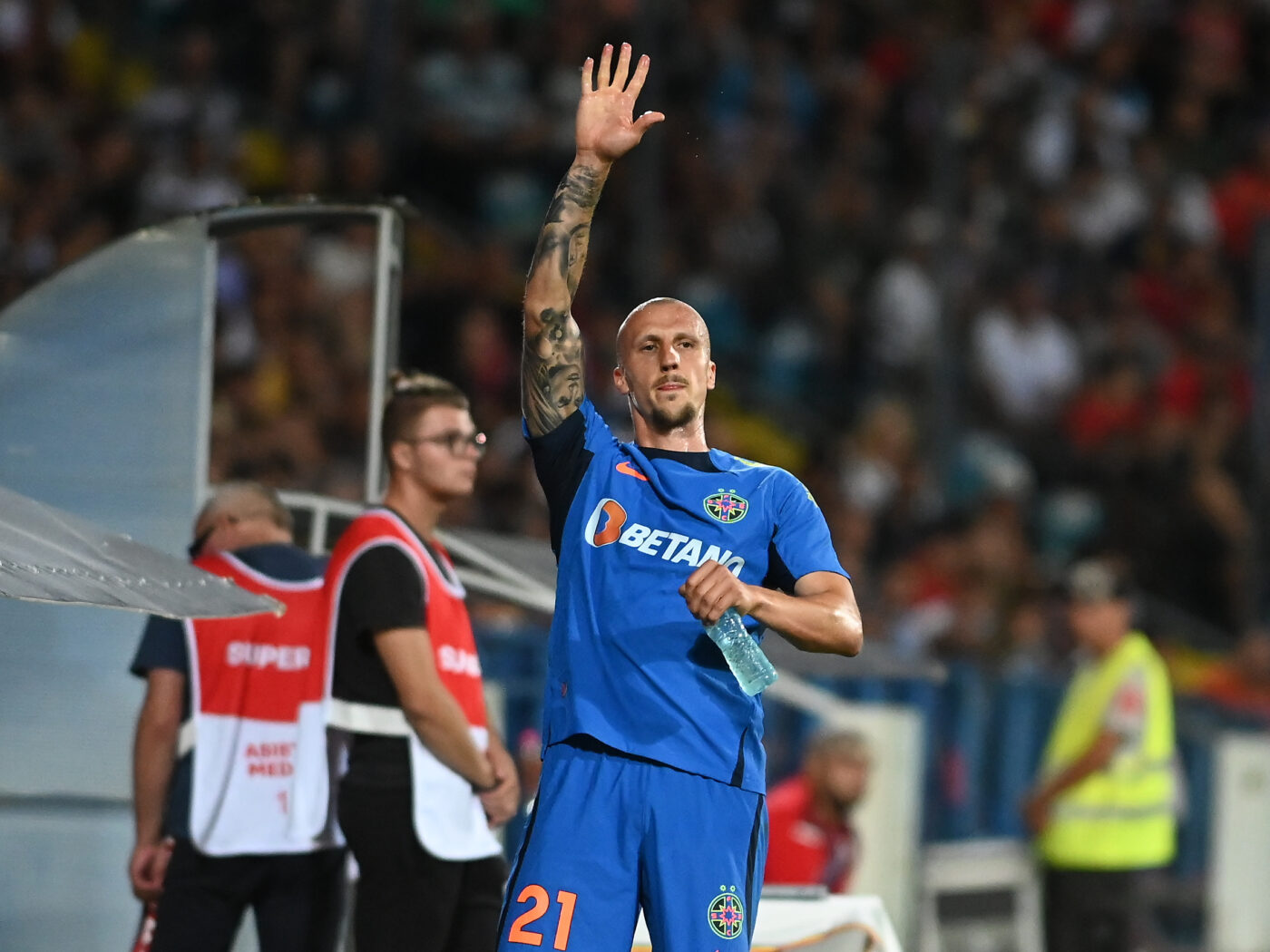 Gata! A fost suficient un meci pentru ca Gigi Becali să tragă concluzia despre Vlad Chiricheş: „S-a văzut”