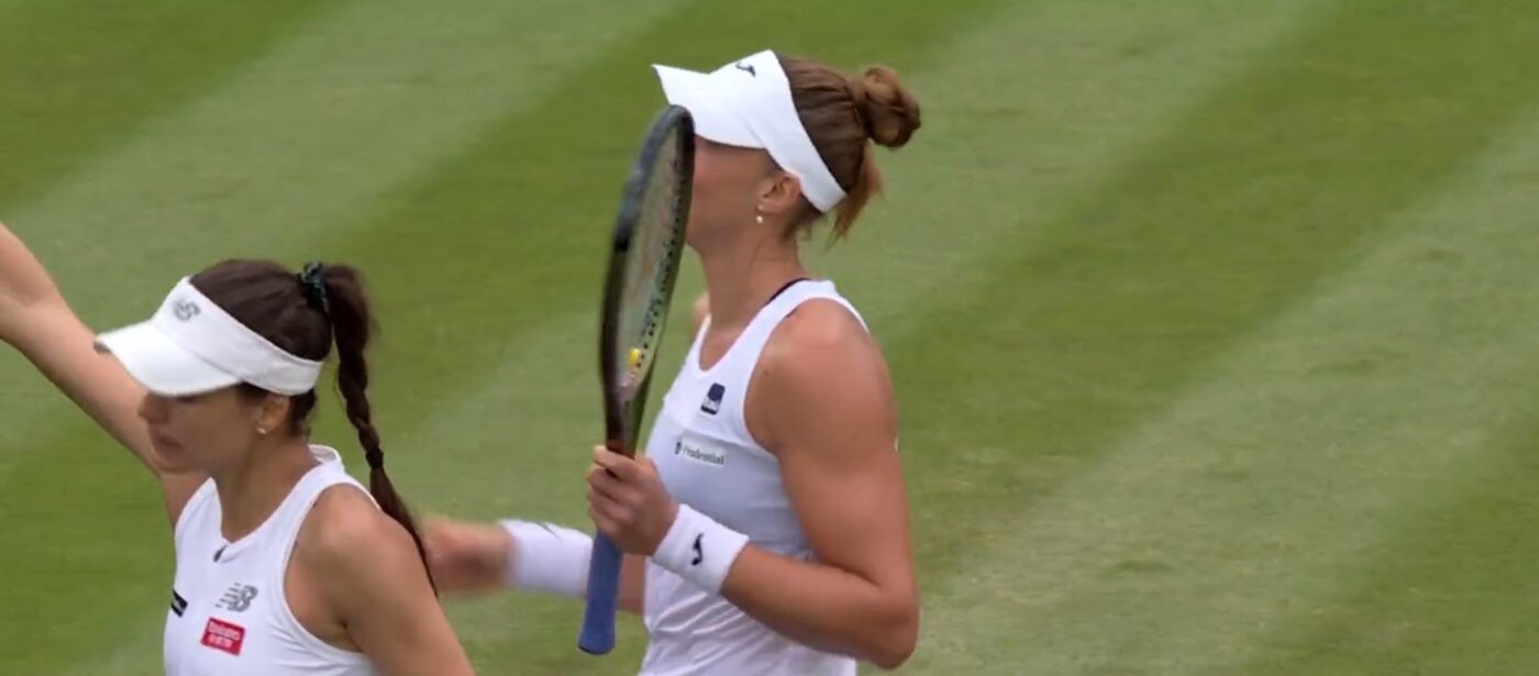 Ironii după ce Sorana Cîrstea a fost umilită de Beatriz Haddad Maia la Wimbledon: „Ai grijă să nu răcești!” Ce gesturi a făcut brazilianca după meci | FOTO