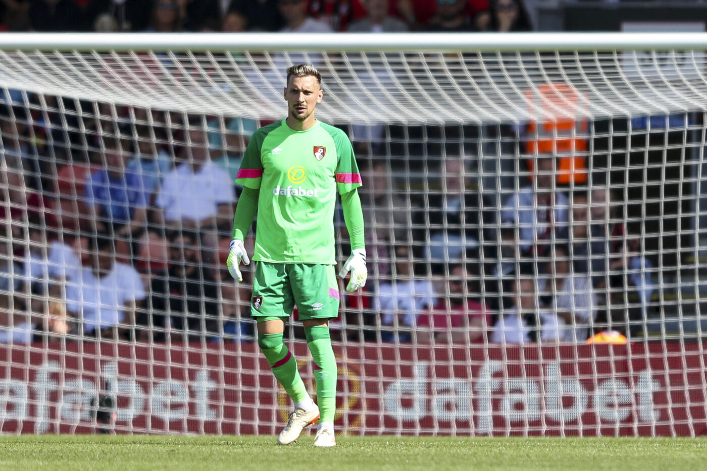 Ionuț Radu a debutat pentru Bournemouth, la doar două zile după ce a fost prezentat oficial! Amical de gală contra Atalantei