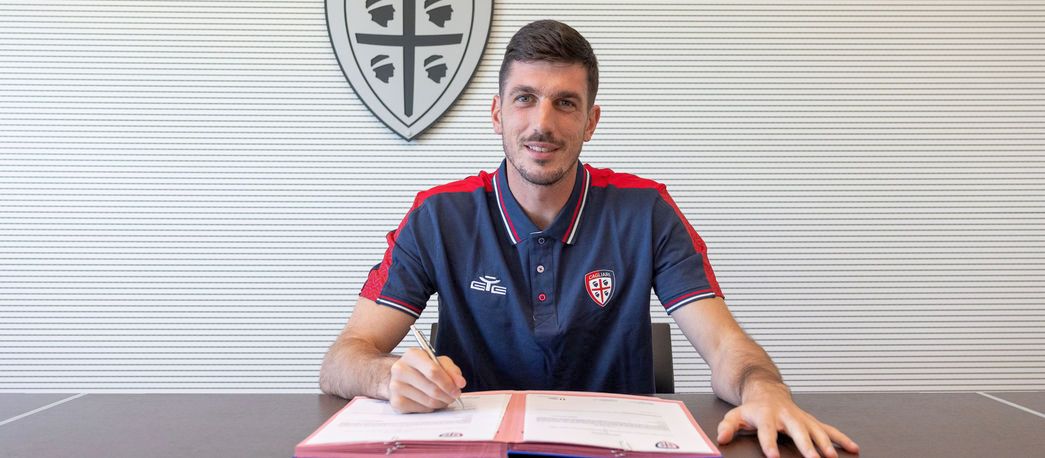 Italienii de la Cagliari, încântați de Simone Scuffet! Ce au scris despre portarul transferat de la CFR Cluj: „Își pune experiența la dispoziția echipei!”