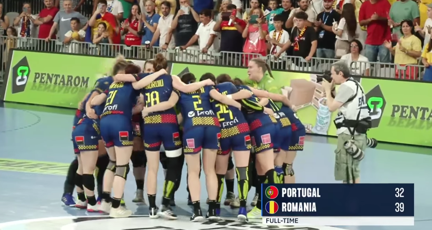 România a urcat pe podium la Campionatul European de tineret după o pauză de 16 ani! Naționala de handbal feminin a învins Portugalia și a luat medalia de bronz | VIDEO