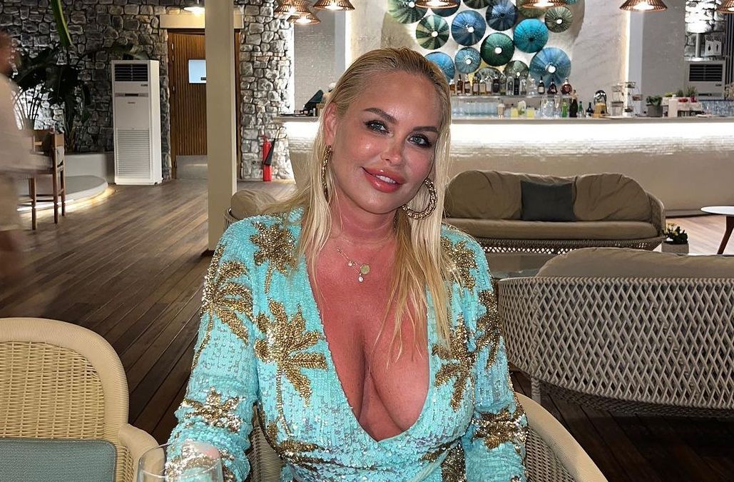 Vica Blochina s-a fotografiat goală în vacanță. Fosta amantă a lui Pițurcă arată senzațional după ce a slăbit enorm | GALERIE FOTO