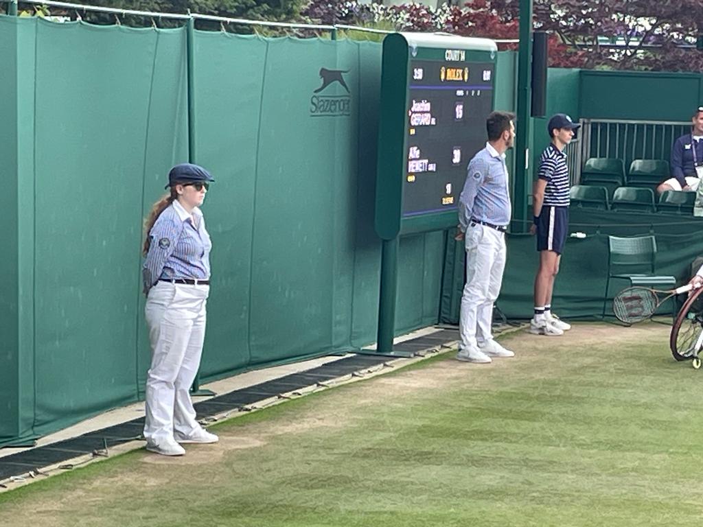 CORESPONDENȚĂ DE LA WIMBLEDON | Sorana Cîrstea, împotriva lui Djokovic și McEnroe! Românca se opune unei decizii importante: „Sunt de școală veche” | FOTO