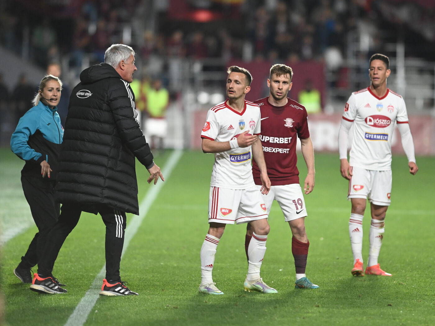 Dan Șucu forțeză transferul de titlu pentru Rapid! Bergodi l-a cerut cu insistență, internaționalul român și-a dat acordul verbal, dar Sepsi face scut în jurul fotbalistului. Motivul pentru care achiziția de lux a giuleștenilor e în pericol: „Nu putem lua doar atât pe un jucător ca el!” | EXCLUSIV