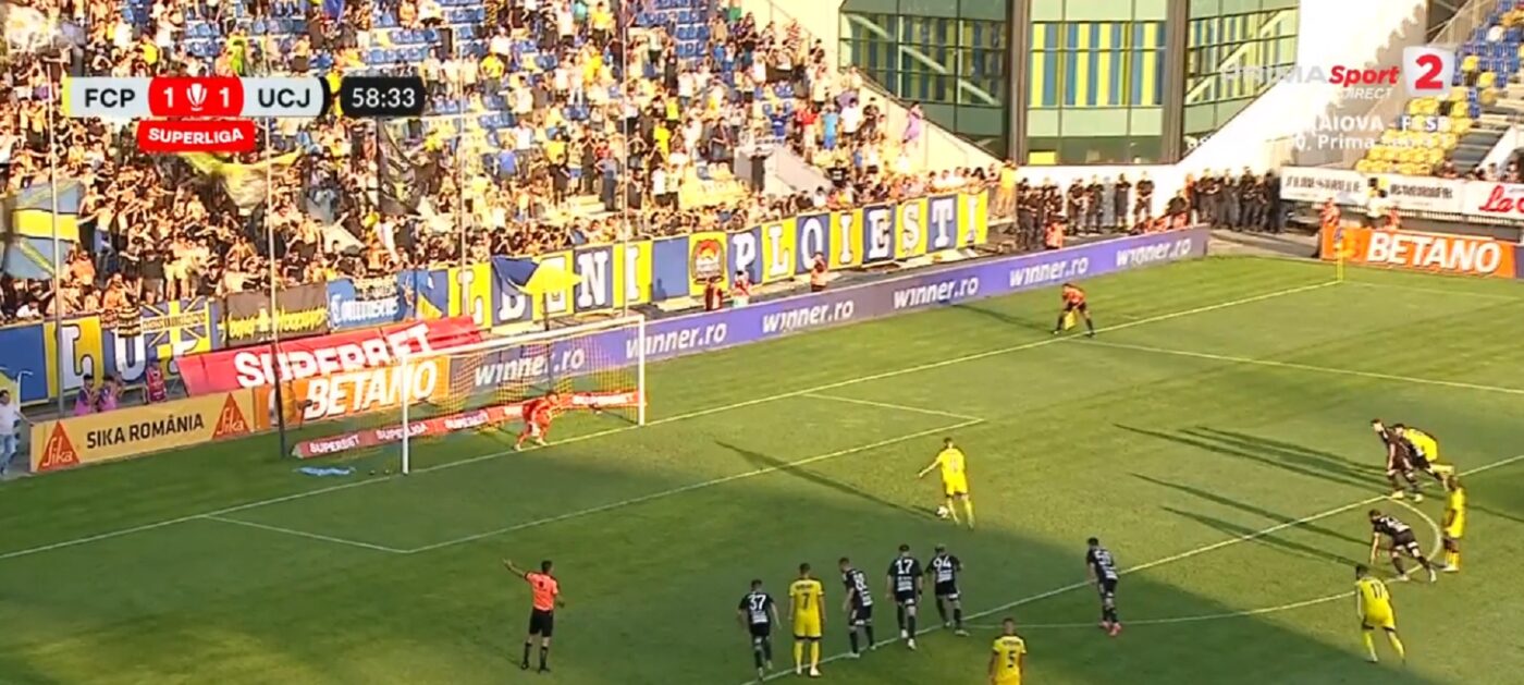 Își pierde Constantin Budescu din măiestrie? Penalty executat lamentabil de „magician” în Petrolul Ploiești – Universitatea Cluj | VIDEO