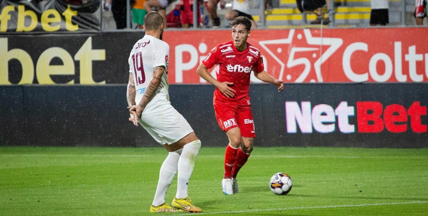 Fabry, fotbalistul care a impresionat deja în Superliga! Cine e preferatul său: „E masiv și puternic, poate să țină de minge”