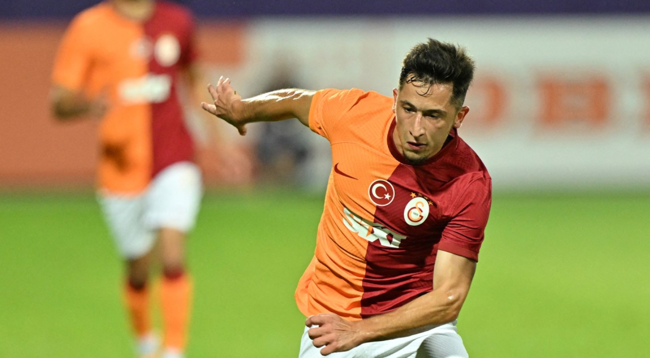 Olimpiu Moruțan a făcut spectacol în tricoul lui Galatasaray, în al doilea amical al verii. Antrenorul Okan Buruk, cucerit total | VIDEO