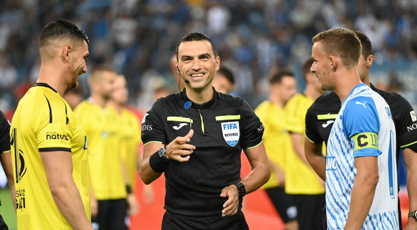Ovidiu Hațegan a arbitrat primul meci la centru după infarctul suferit în urmă cu 16 luni! GALERIE FOTO cu „centralul” de la Universitatea Craiova – Oțelul Galați! „Dumnezeu poate mi-a dat un semn să fac o mică pauză”