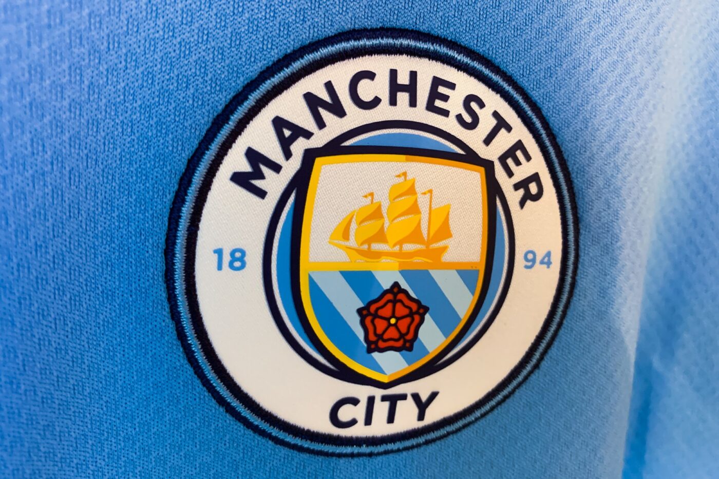 Fostul patron al lui Manchester City, care a cumpărat clubul englez cu 100 de milioane de euro, a fost băgat la pușcărie!