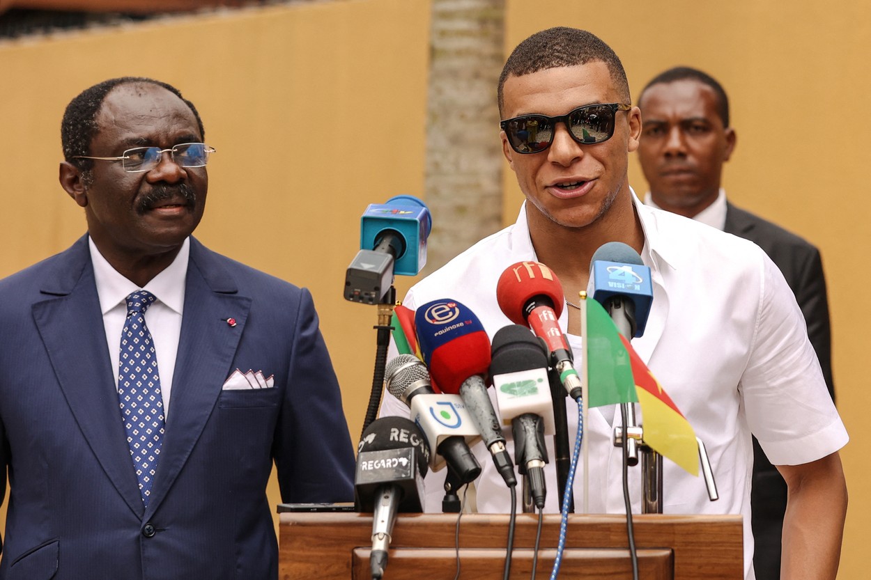 Jurnaliștii l-au „prins” pe Kylian Mbappe în… Camerun! Ce reacție a avut când a fost întrebat: „Unde vei juca în sezonul următor?”