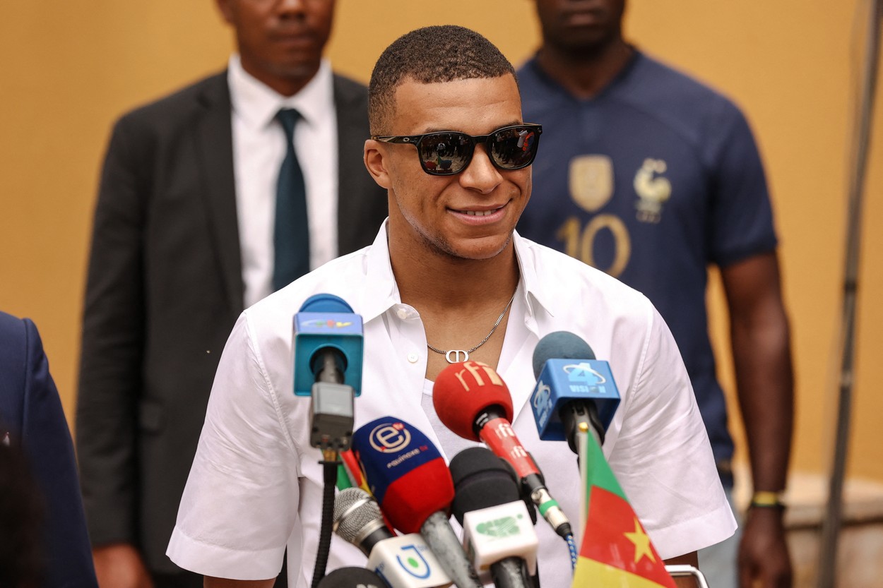 Manchester United are interzis la transferul lui Kylian Mbappe de la PSG din partea UEFA! Decizie incredibilă în fotbalul mondial