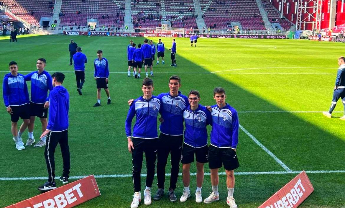 După Man, Mihăilă și Moruțan, un alt român a făcut pasul în Serie B! Anunț fantastic pentru fotbalistul naționalei: „A avut un an perfect” | EXCLUSIV