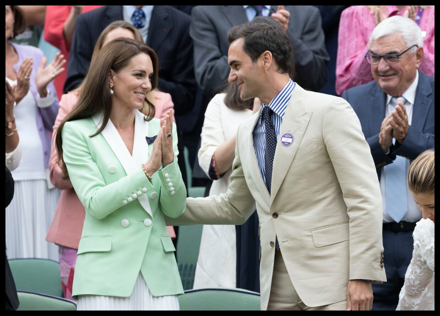 Ce au făcut Kate Middleton și Roger Federer la Wimbledon. Elvețianul a dat să o sărute pe Prințesa de Wales: „Gafă rară în Loja Regală”