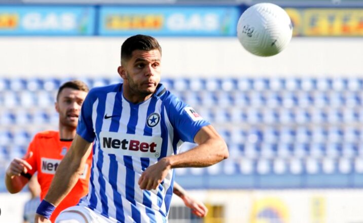 Fundașul Stefanos Stroungis e al treilea fotbalist grec din istoria UTA-ei: A jucat la o singură echipă până să vină la Arad!