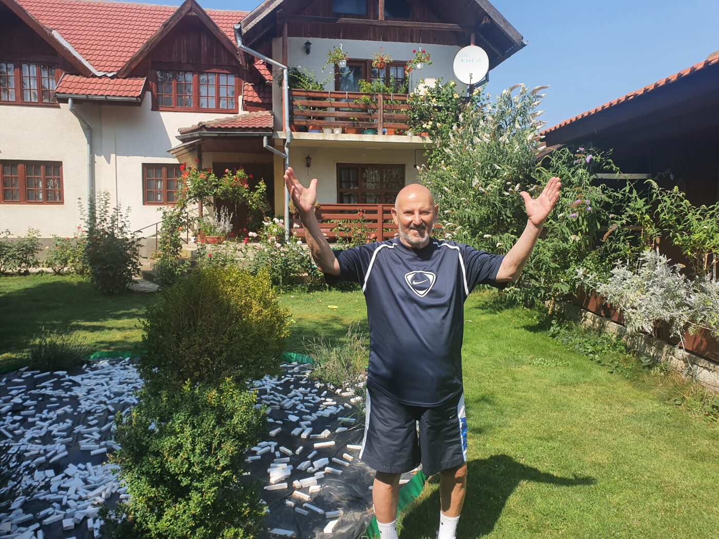 ”Chivu mi-ar face ultima bucurie a vieții înainte să mă car de pe planetă”. Mărturia tulburătoare a lui Ioan Sdrobiș: ”Nu cerșesc recunoștință nici de la copiii mei”. Mesaj abrupt pentru Grigore și Săpunaru: ”Mă, aruncați prosopul, că vă faceți de râs la bătrânețe!” | FOTO ȘI VIDEO EXCLUSIV