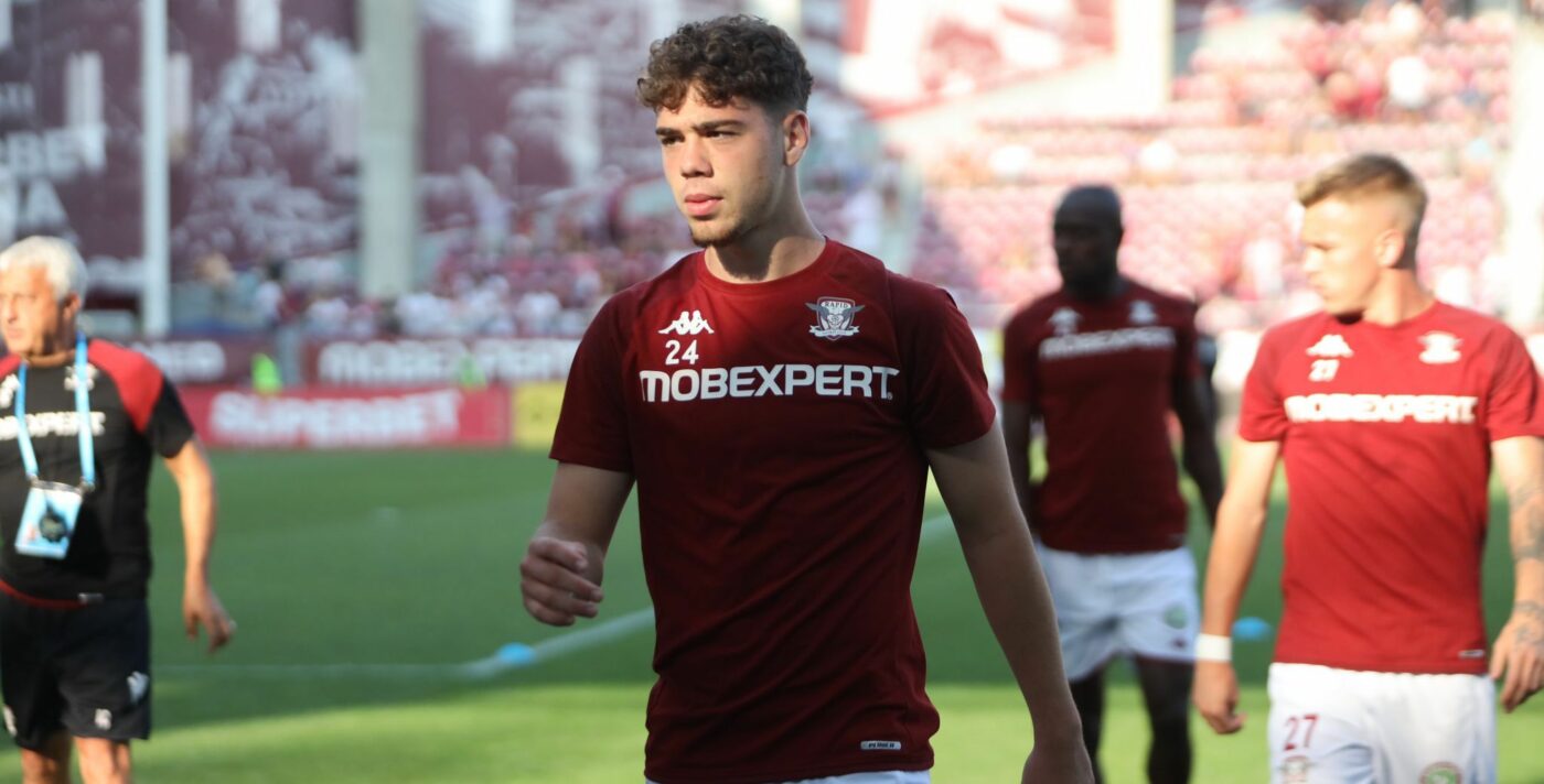Andrei Borza i-a cucerit deja pe rapidiști! Ce spun colegii despre tânărul transferat de la Farul: „Îl va ajuta mult personalitatea lui în Giulești!” | VIDEO EXCLUSIV RAPID