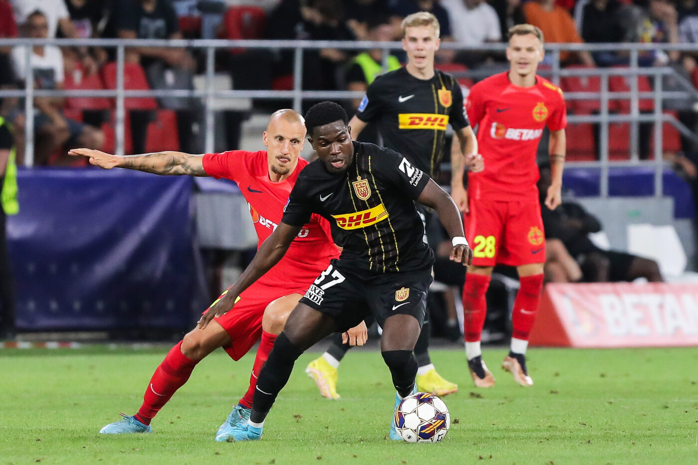 Cât de slabă este Superliga în comparație cu prima ligă din Arabia Saudită! Ionuț Lupescu, dezvăluire incredibilă: „FCSB nu s-ar lupta la titlu! Cam de locurile alea este!”