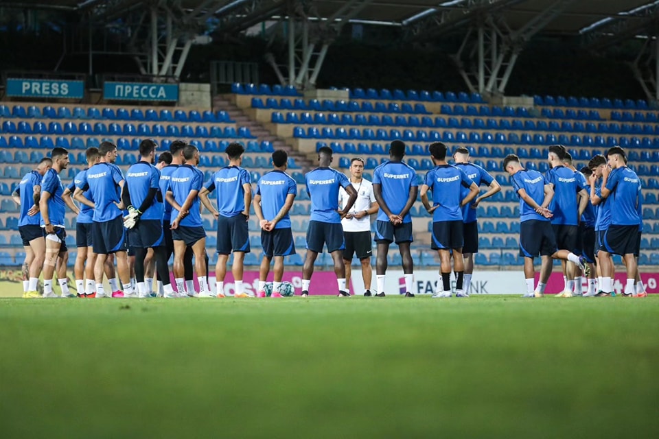 Ce le-a zis Gică Hagi fotbaliștilor de la Farul în vestiar, la meciul cu Urartu, când campioana României era aproape de o nouă eliminare rușinoasă din Europa: „I-am avertizat!”