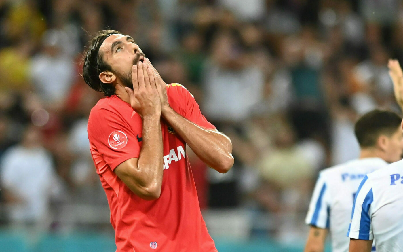 Un conațional îl dă de gol pe Andrea Compagno. De ce vrea să plece de la FCSB: „Se vede asta”