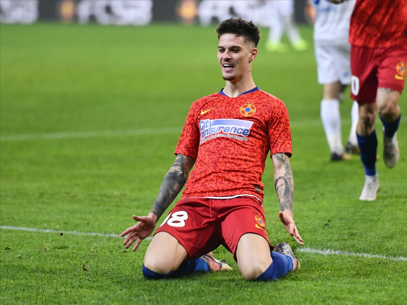 Dennis Man este dorit de fostul club al lui Alexandru Bourceanu! Un alt fost jucător al vicecampioanei FCSB ar putea ajunge la echipă