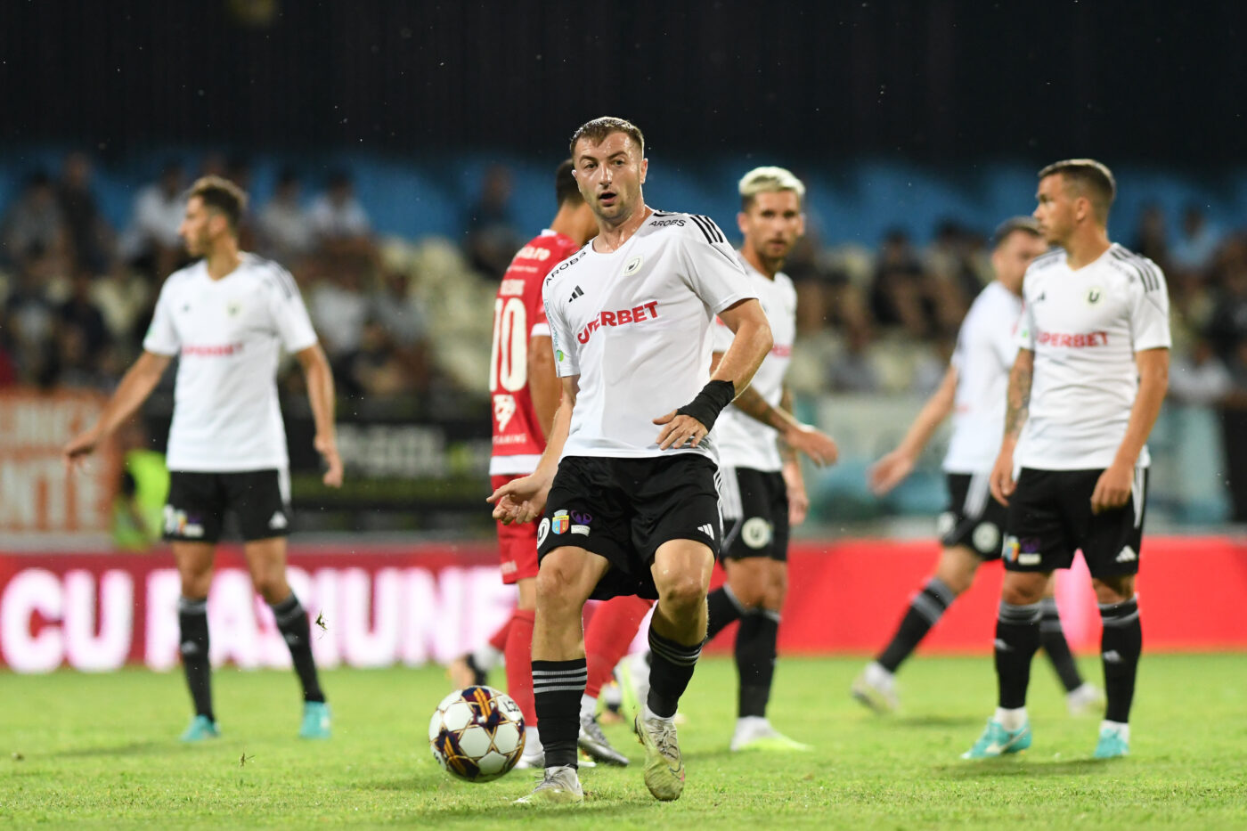 Dezamăgire în rândul jucătorilor lui U Cluj după remiza cu Dinamo. „Suntem foarte supărați!”