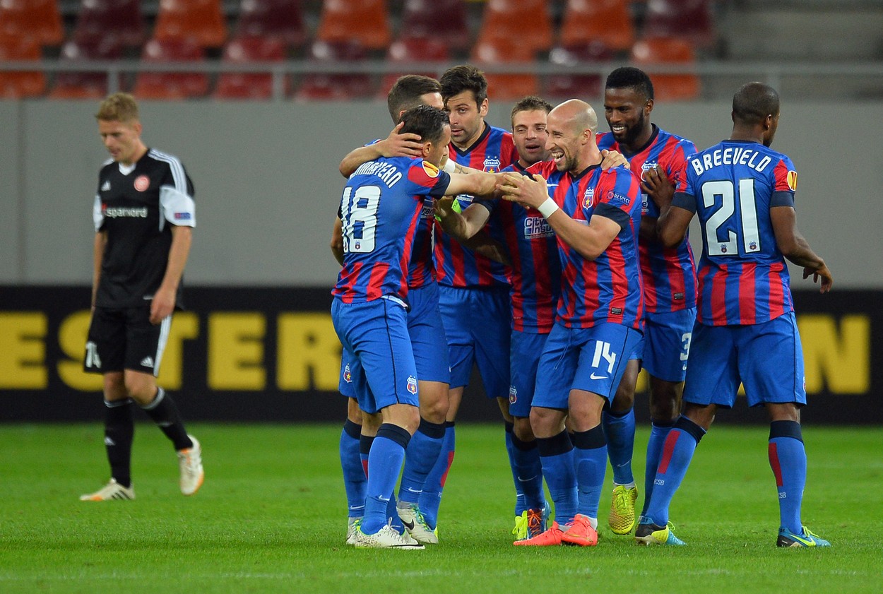Un fost fotbalist de la FCSB o distruge pe Universitatea Craiova și șterge pe jos cu bulgarul Ivaylo Petev: „Echipa a fost dominată clar, ținută la respect! El nu știu dacă pricepe foarte bine ce se întâmplă”. VIDEO