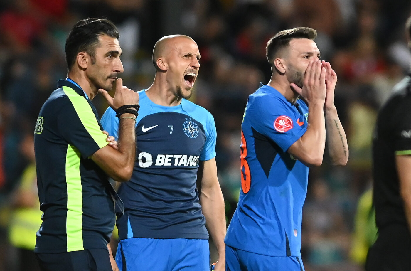 Vlad Chiricheș, dat deja uitării de antrenorul Elias Charalambous! Tehnicianul de la FCSB a vorbit despre singurul jucător care va lipsi echipei și nu e fundașul central