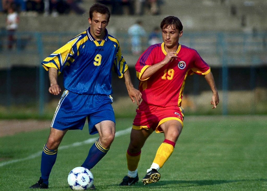 „Dinamo de-abia respiră, Petrolul va fi marea surpriză a acestui campionat”. Un fost atacant al ”lupilor” vorbește pentru prima dată după tragedia decesului unicului său fiu: ”Când îți pierzi copilul, nu vei mai fi niciodată același om. Dar am adoptat o fată senzațională, premiantă” | EXCLUSIV