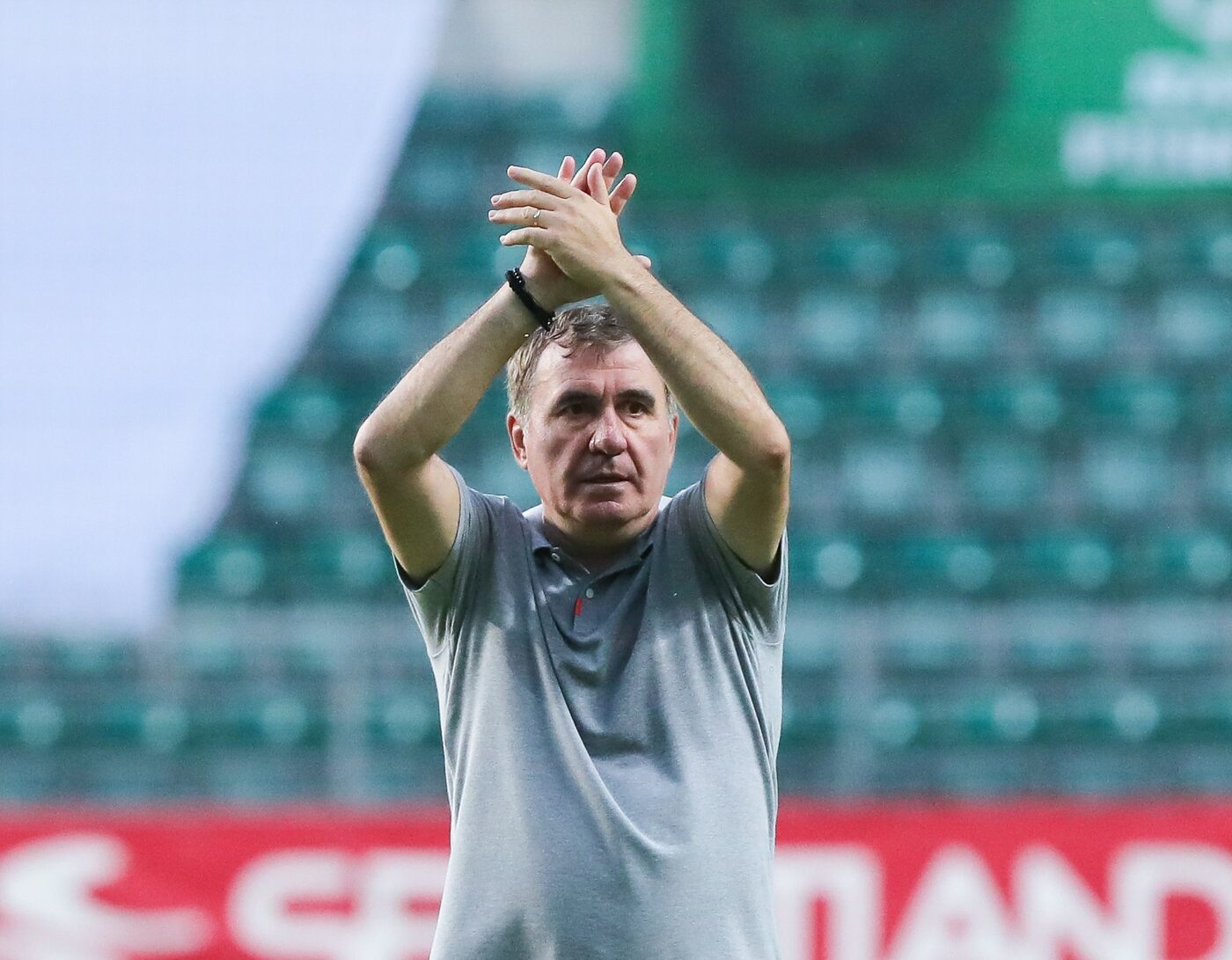 Gică Hagi, gata să mai vândă jucători chiar dacă a calificat-o pe Farul în play-off-ul Conference League. „Dacă vor mai veni oferte mulțumitoare!”
