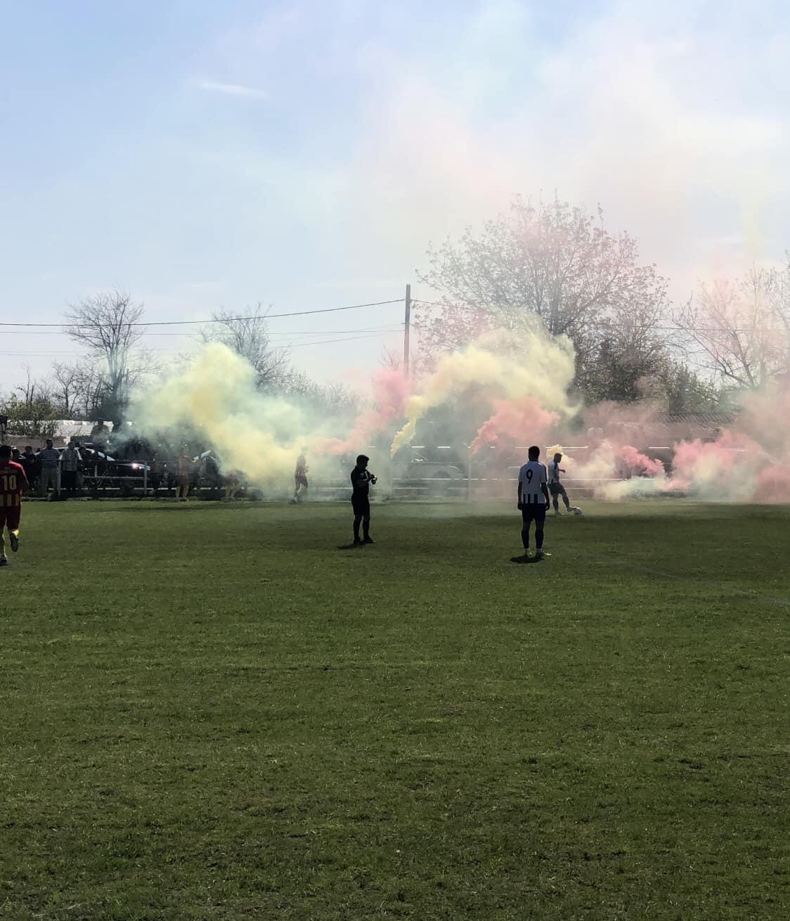 Ce-a făcut Ileana cu Dinamo București în două nopți, de povestit la copii și nepoți! Călărășenii din Bărăgan cu cinci jucători africani în L4 și primar la al șaptelea mandat: „Am scris istorie cu 100 de euro primă de victorie” | REPORTAJ EXCLUSIV