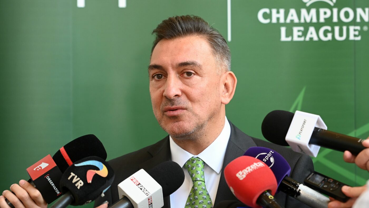 Fotbalistul care i-a cucerit pe Gabi Balint și Ilie Dumitrescu: „Joacă un fotbal total!”