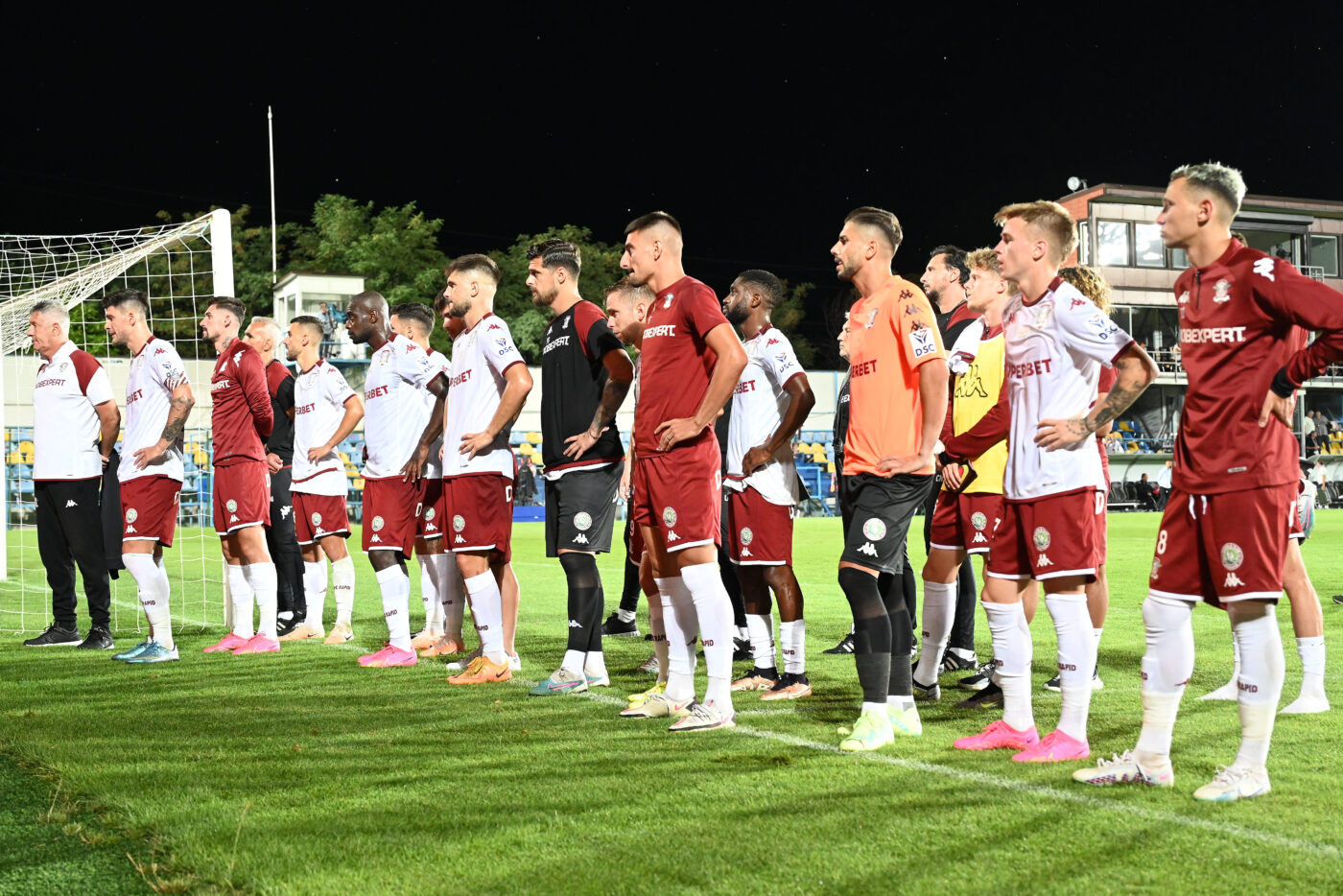 Jucătorii Rapidului, băgați în ședință de ultrașii din Giulești! Fanii merg peste fotbaliștii lui Cristiano Bergodi | VIDEO EXCLUSIV ProSport LIVE