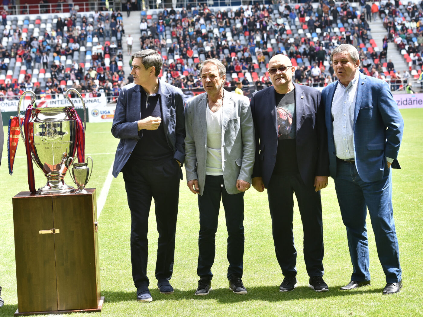 Legenda Stelei distruge FCSB și anunță că UEFA va lua o decizie istorică dacă echipa CSA va promova în Superliga! „Printr-o aroganță se cheamă așa! Comandantul e un pion pe o tablă de șah” | VIDEO EXCLUSIV ProSport LIVE