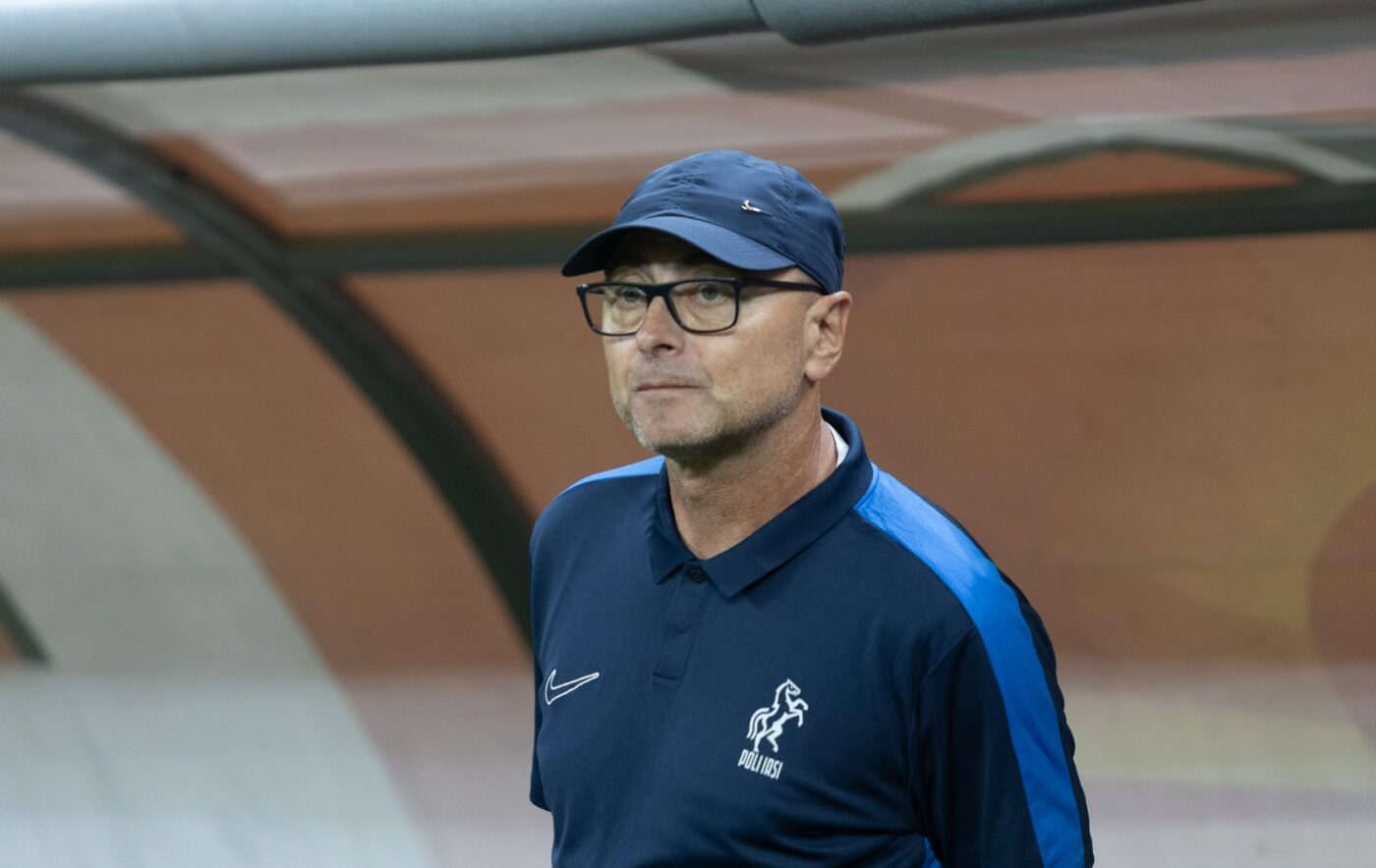Leo Grozavu dă vina pe ghinion după ce echipa sa a luat gol în minutul 90+4 în meciul Petrolul – Poli Iași 2-1: „Nici șansa nu a vrut să se întoarcă cu fața spre noi”