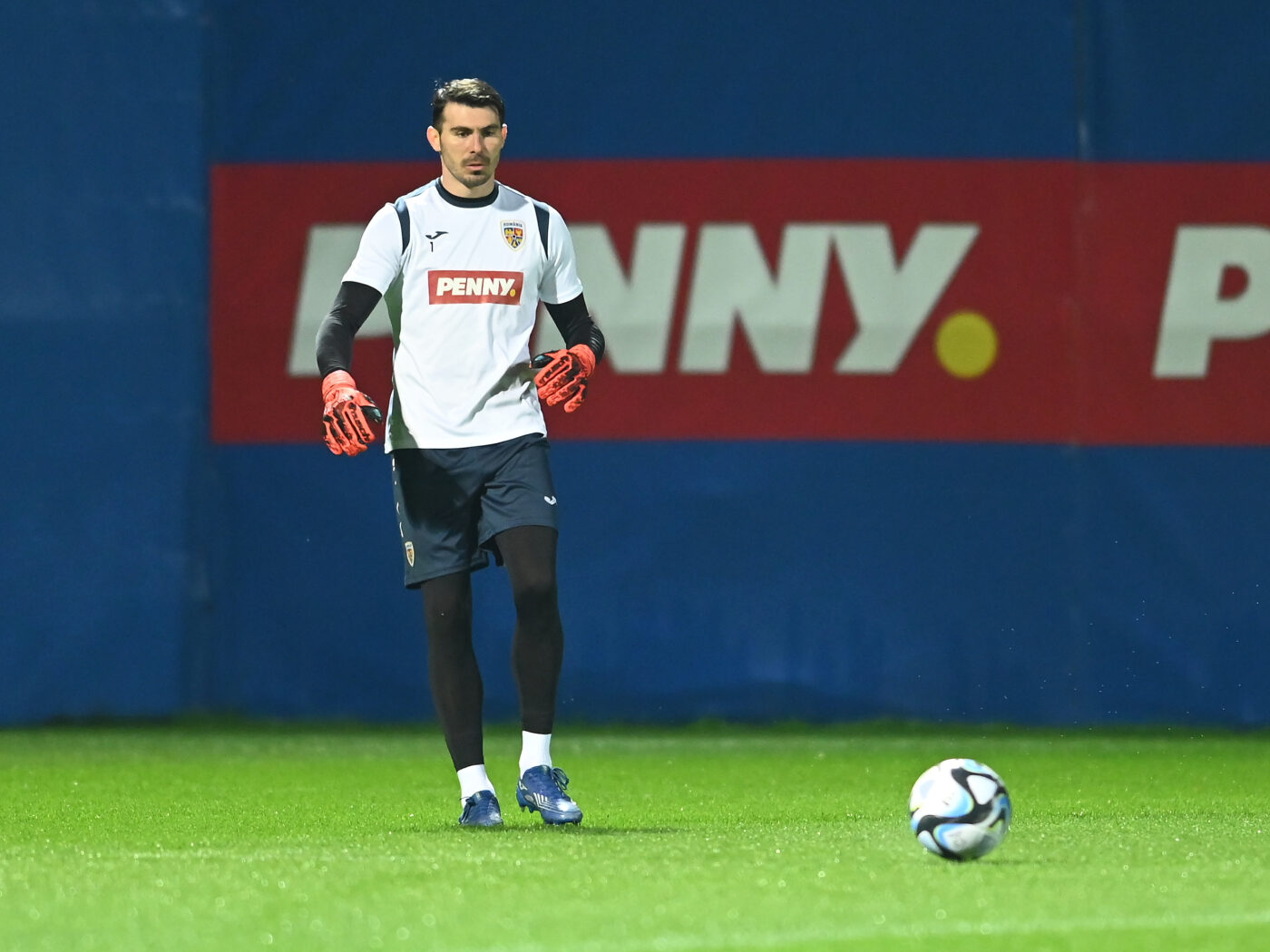 Lovitură pentru Florin Niță! Lille a făcut transferul care îl lasă pe dinafară
