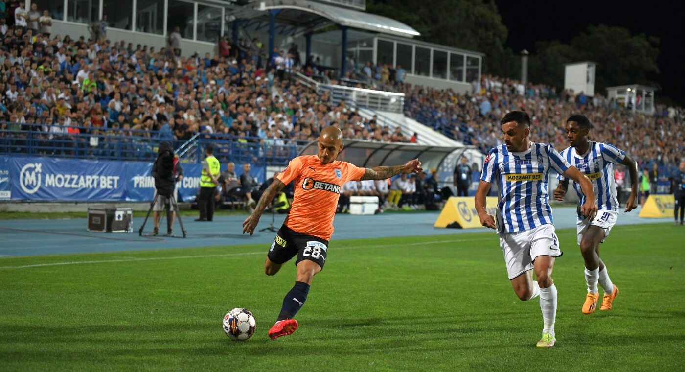 O echipă din Superliga română de fotbal a luat o decizie fără precedent: 8 fotbaliști au fost puși pe lista de transferuri dintr-un foc!