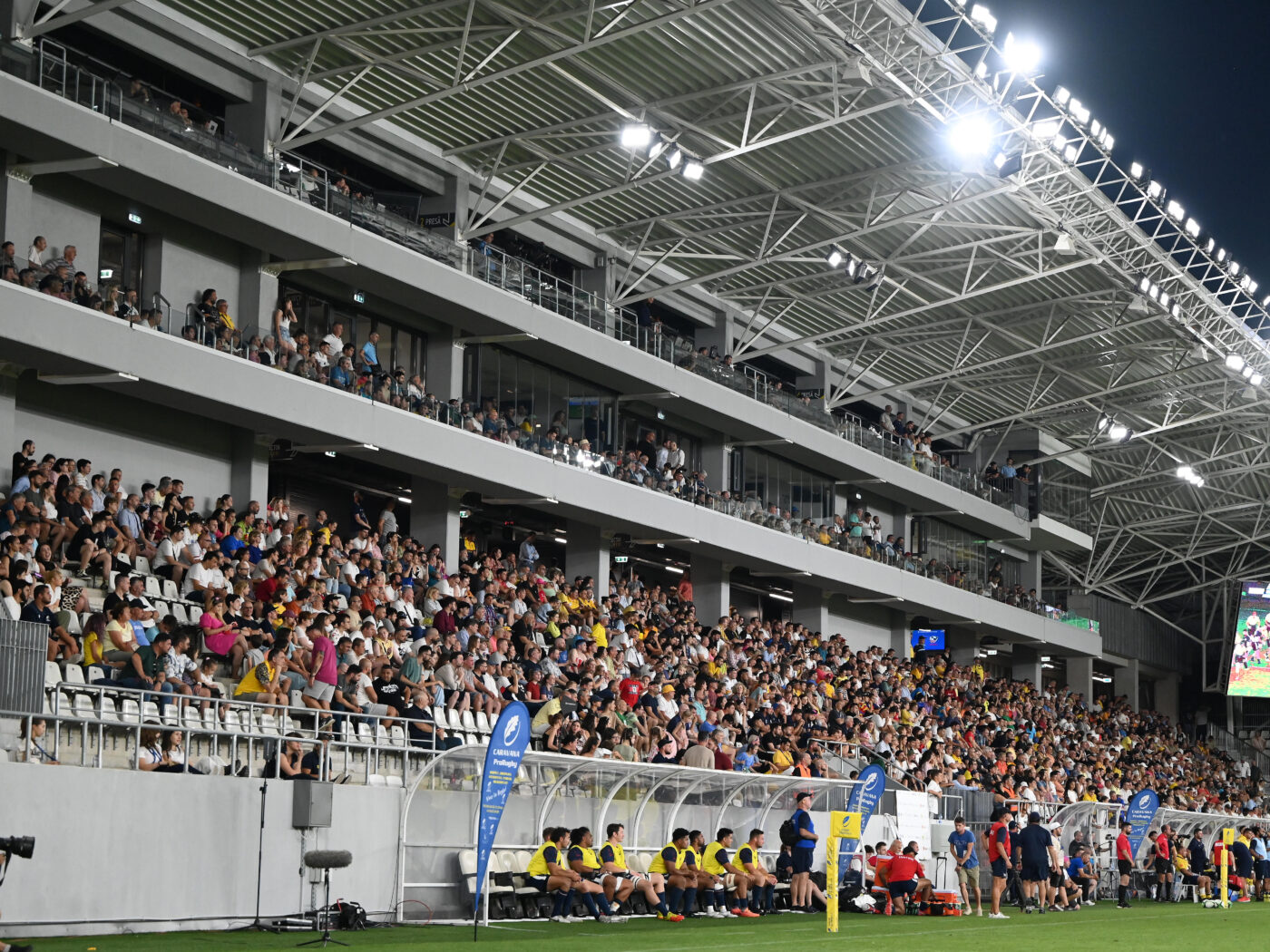 Prezențe surpriză pe „Arcul de Triumf”! După Dinamo și FCSB, alte două echipe de club de primă divizie au închiriat stadionul de lângă Mănăstirea Cașin