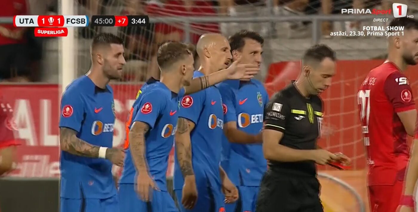 „Roberto Carlos” l-a „îngropat” pe Gigi Becali în UTA – FCSB! Alexandru Pantea, eliminat după o greșeală copilărească | VIDEO
